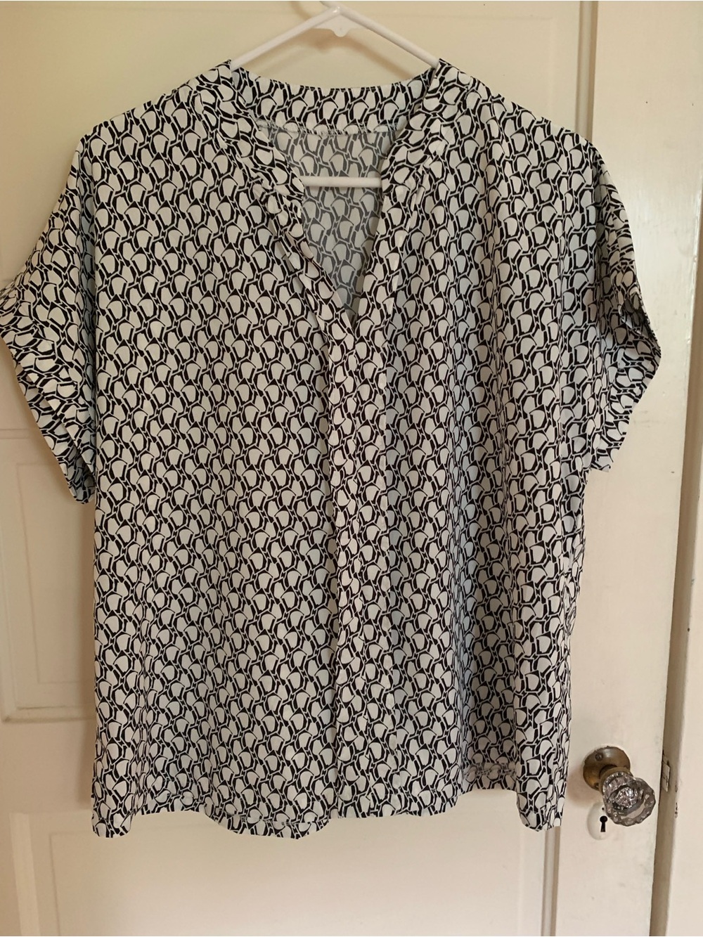 Black & White Geometric V-Neck Blouse